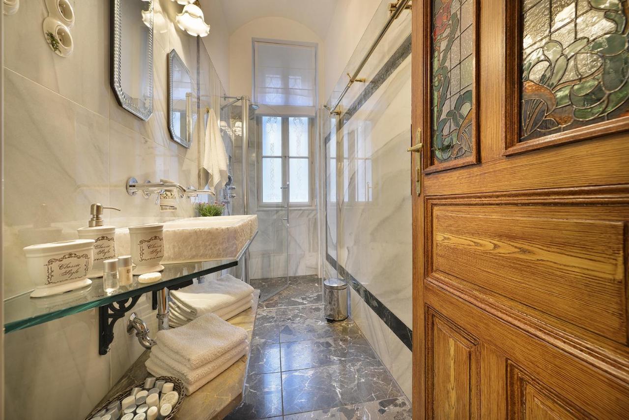 Apartman Dalia Janackovo Nabrezi Прага Екстер'єр фото