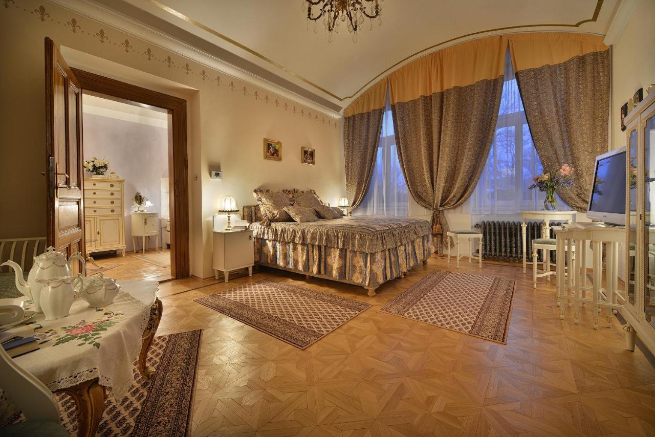Apartman Dalia Janackovo Nabrezi Прага Екстер'єр фото