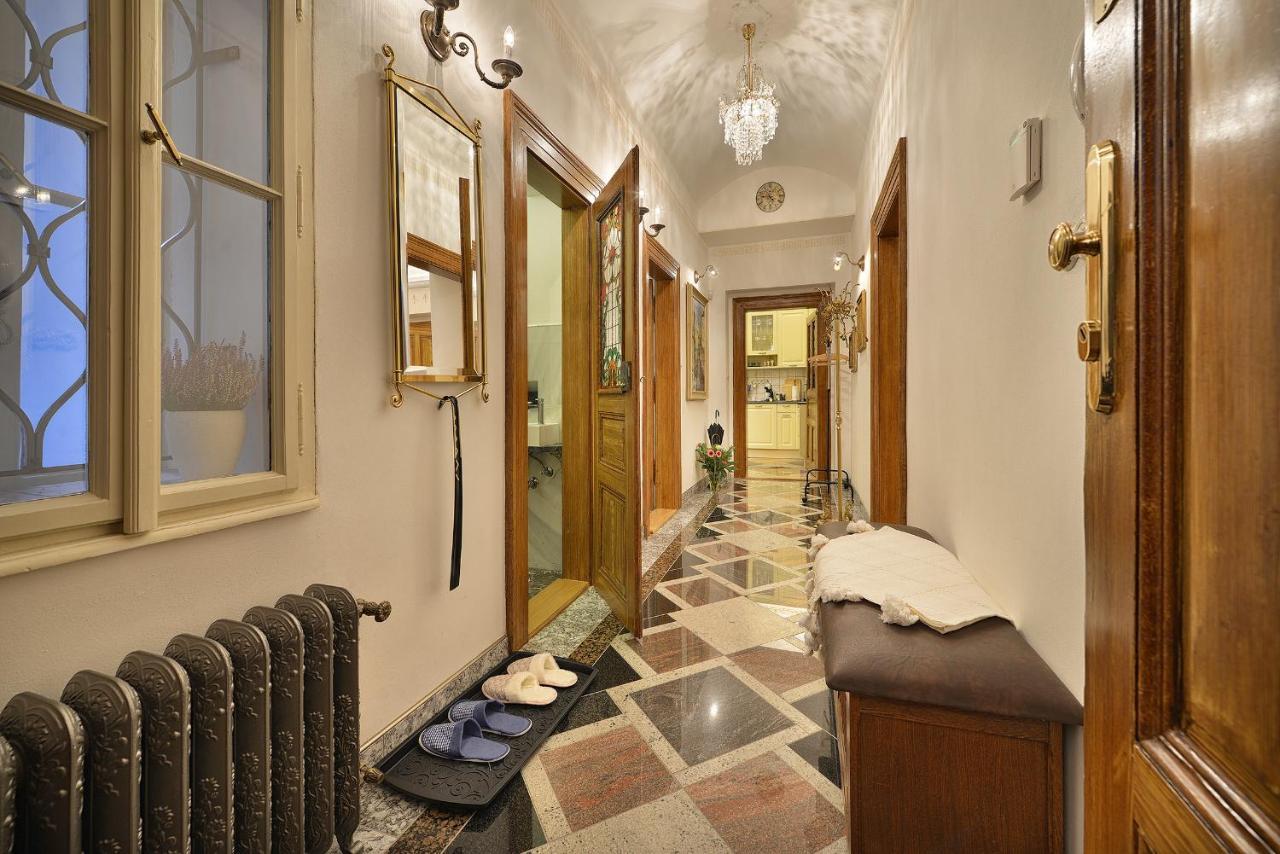 Apartman Dalia Janackovo Nabrezi Прага Екстер'єр фото